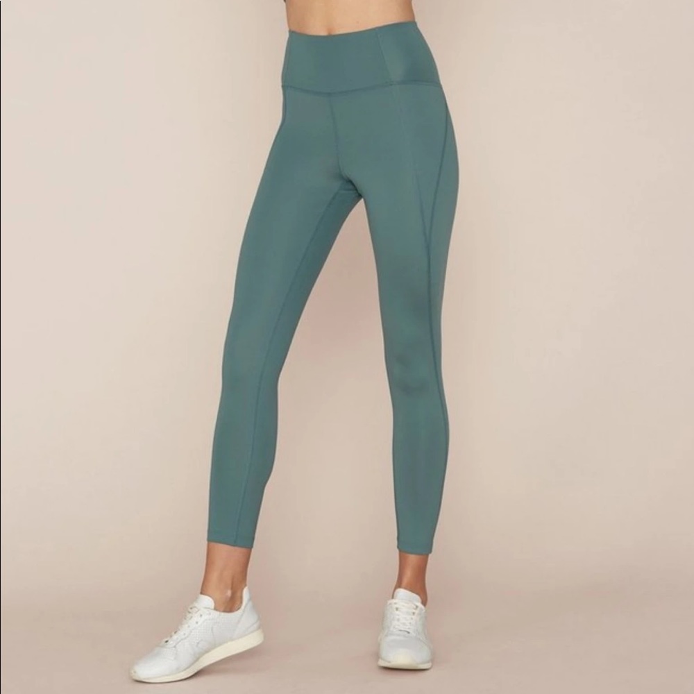 GIRLFRIEND LEGGINGS